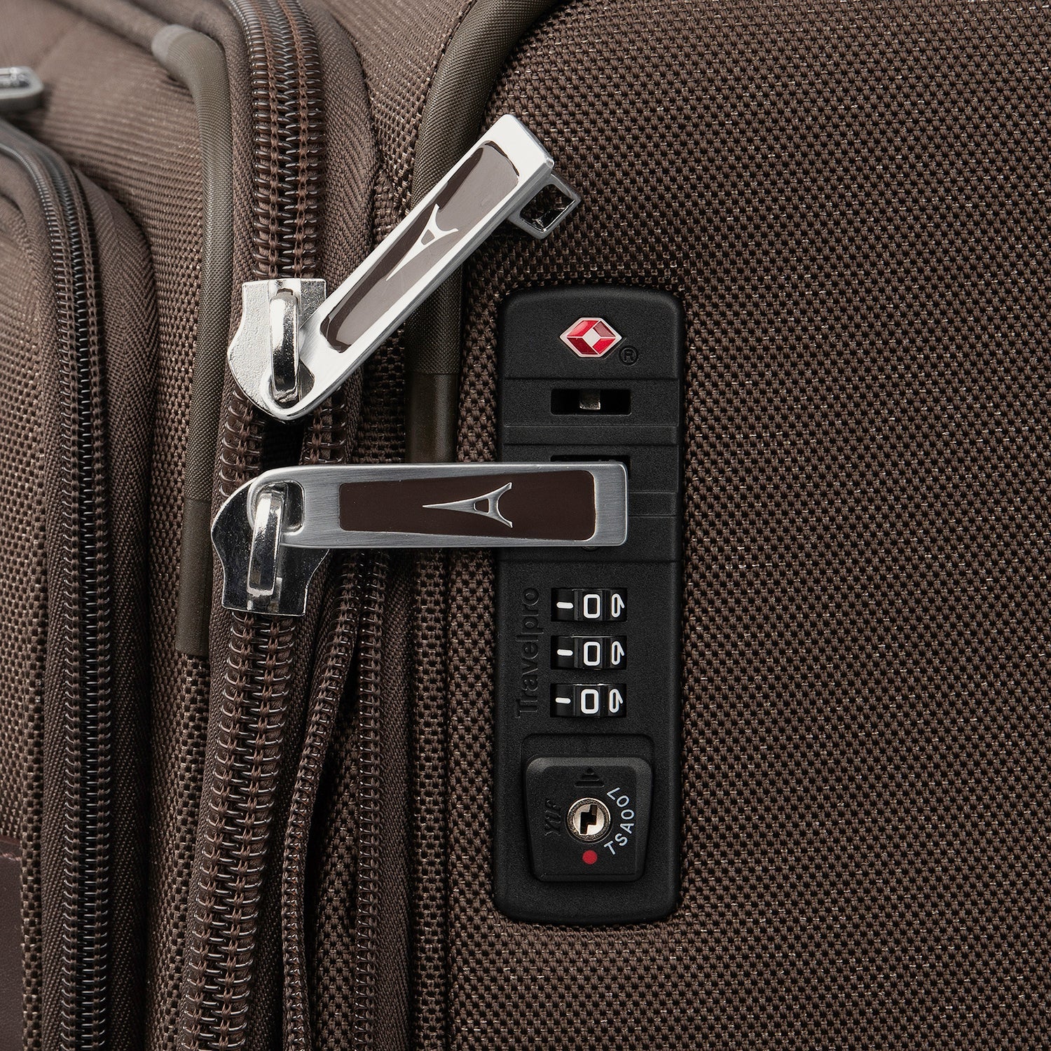 TRAVELPRO PLATINUM® ELITE 29" EXPANDABLE SPINNER