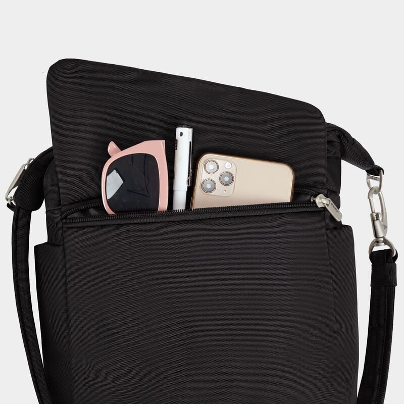 Travelon Anti-Theft Classic Messenger