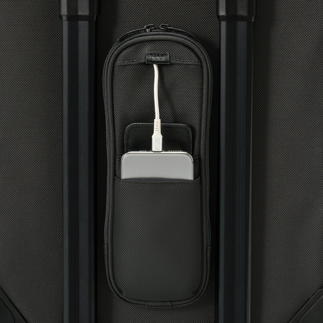 BRIGGS & RILEY Baseline Wide Carry-On Garment Spinner