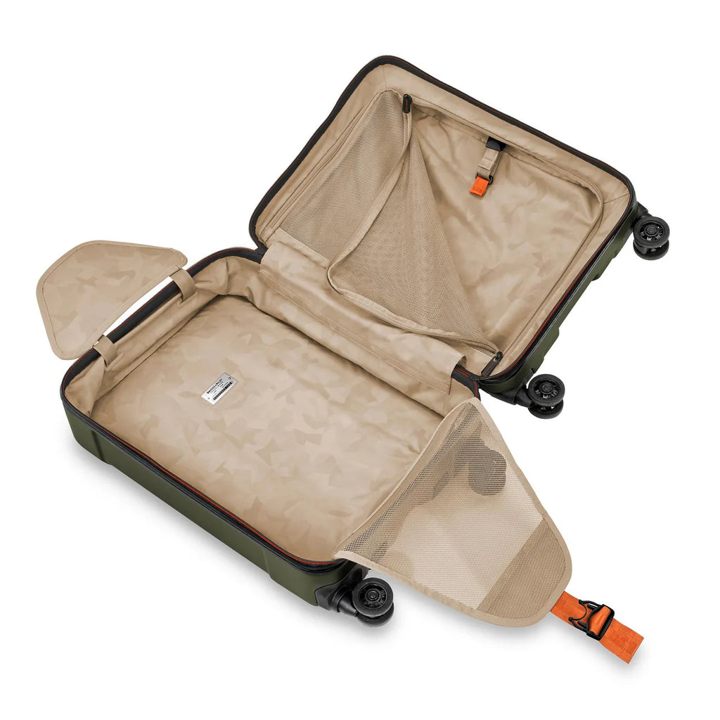 BRIGGS & RILEY Torq Domestic 22" Carry-On Spinner