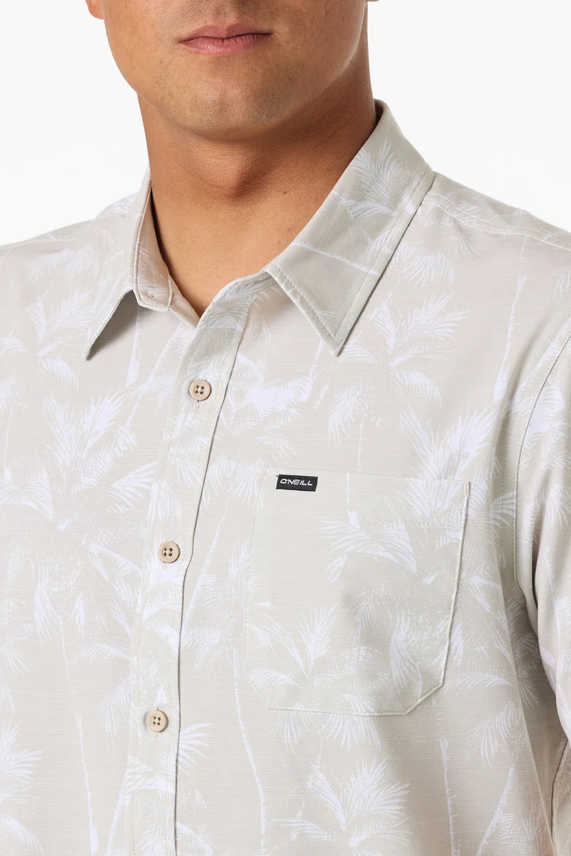 O'Neill UPF SLUB RELAXED SHORT SLEEVE WOVEN SHIRT LGT Khaki 2