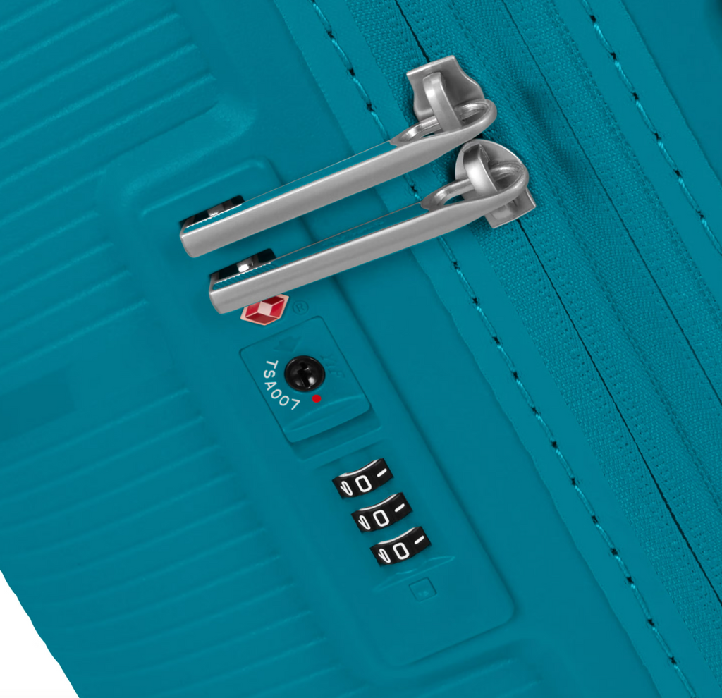 American Tourister StarVibe Spinner Medium