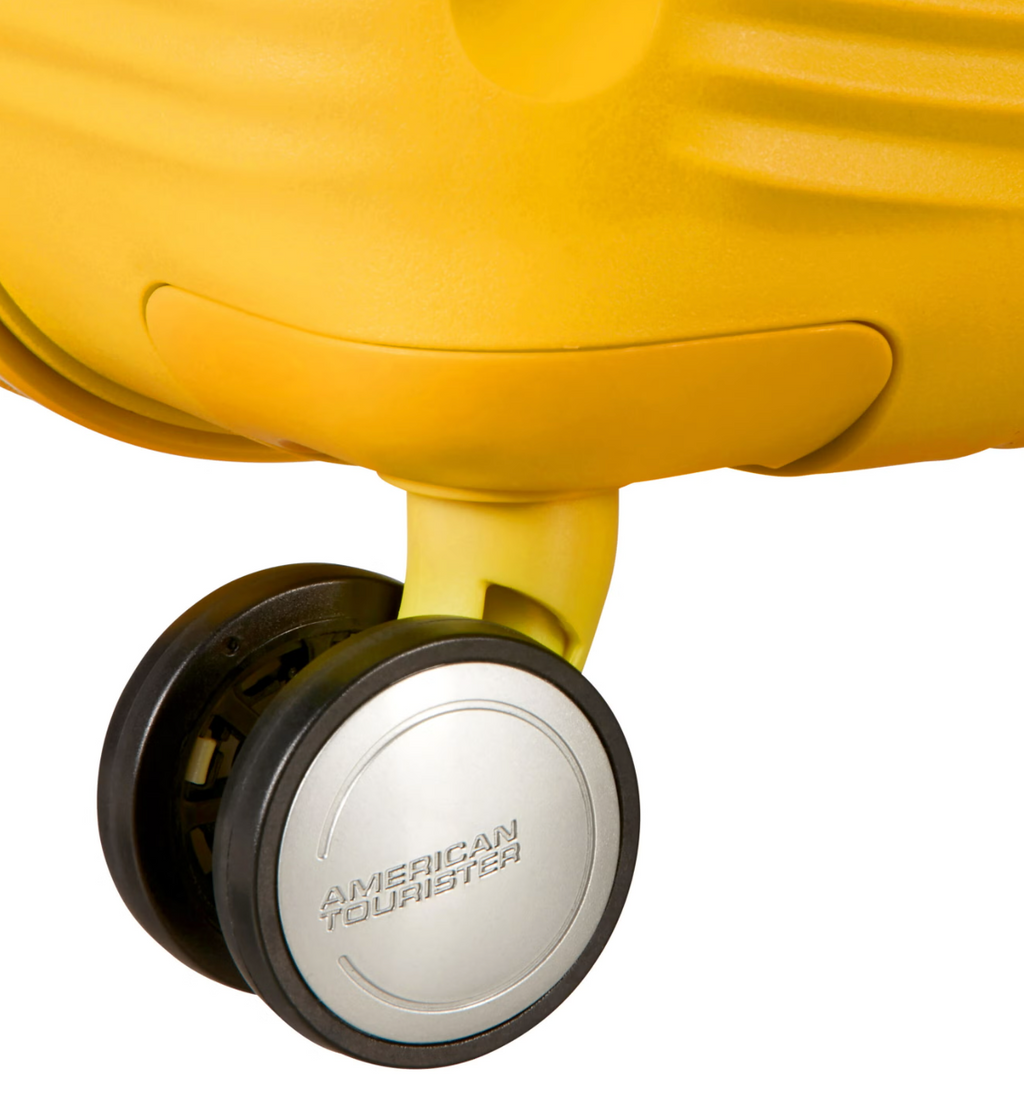 American Tourister Curio Spinner Medium