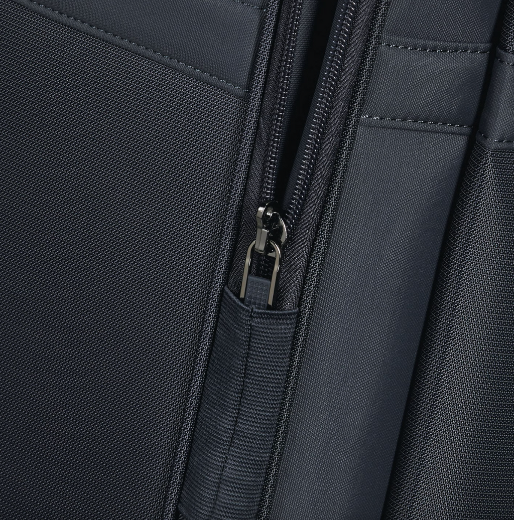 Samsonite Airea Spinner Carry-On