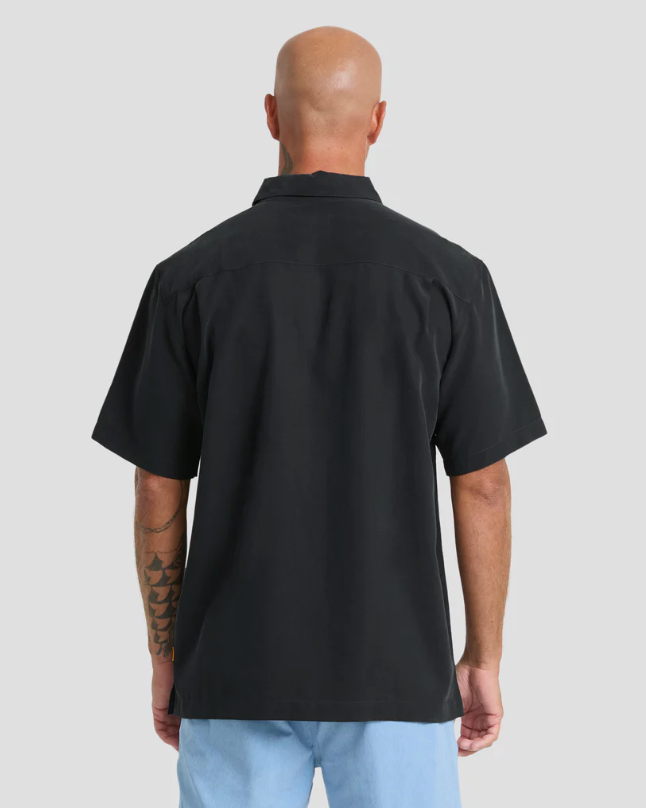 Quiksilver Waterman Tahiti Palms Premium Anti-Wrinkle Shirt Black